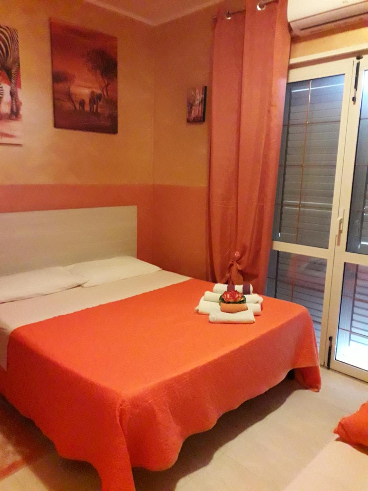 Oasi Del Relax Bed & Breakfast ชิวิตาเวกเกีย ภายนอก รูปภาพ