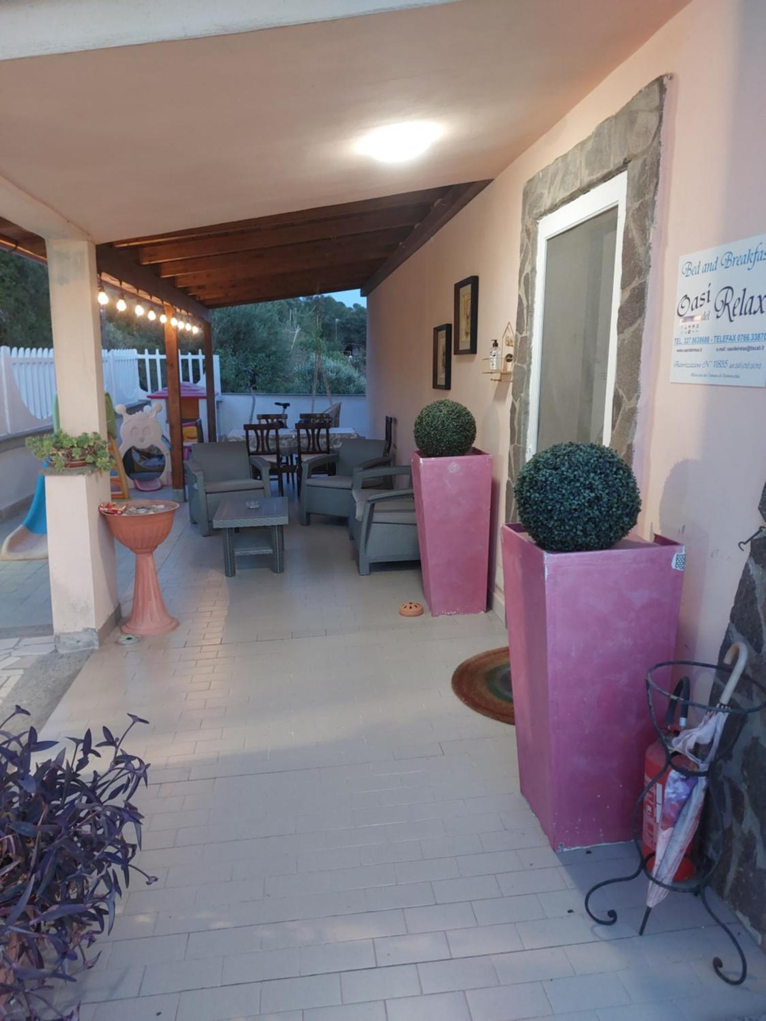 Oasi Del Relax Bed & Breakfast ชิวิตาเวกเกีย ภายนอก รูปภาพ