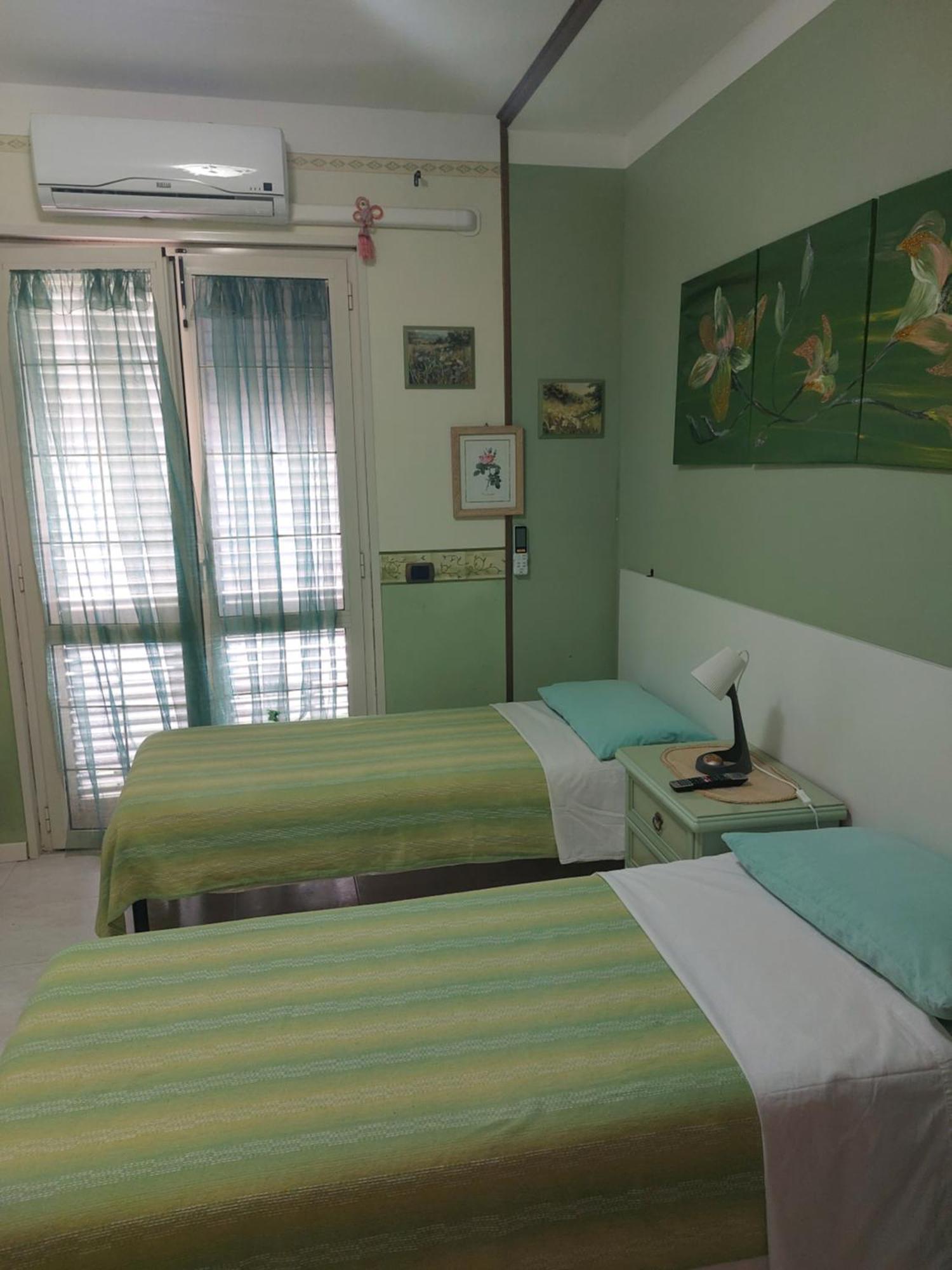 Oasi Del Relax Bed & Breakfast ชิวิตาเวกเกีย ภายนอก รูปภาพ